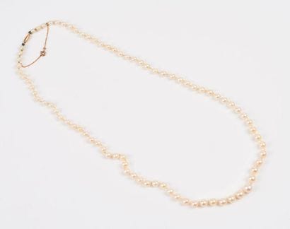 Collier de perles blanches de cultures en...