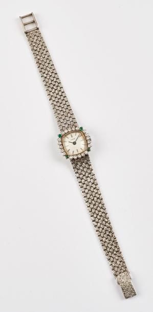 PARKER


Montre bracelet de dame en or gris...