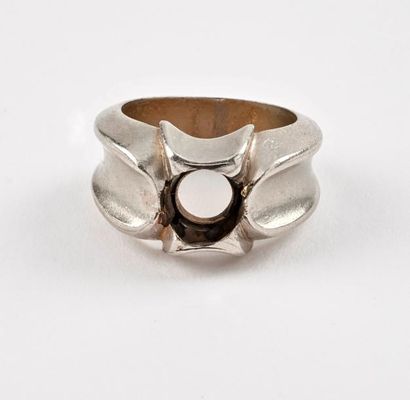 Monture de bague en platine (850). 

Poids...