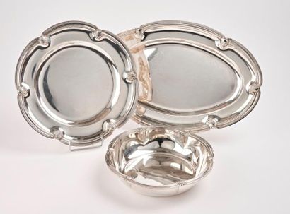 Platerie de modèle à bords contournés avec...
