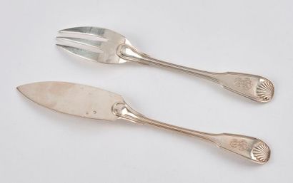 Huit couverts à poisson en argent (950),...