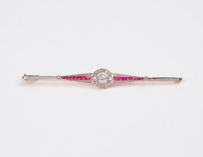 Broche barrette en ors jaune et gris (750)...