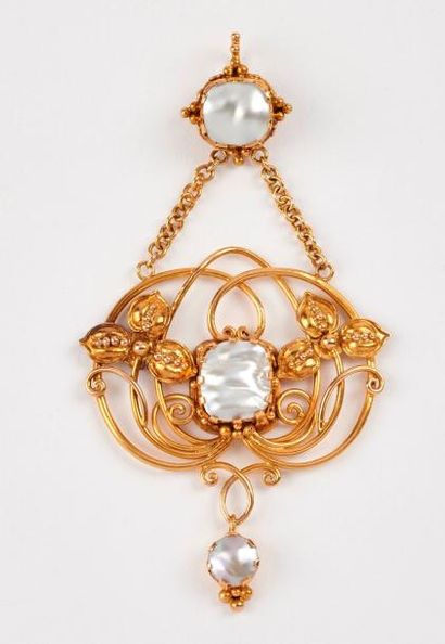 Pendentif en filins d'or jaune (585) et plaquettes...