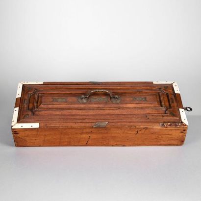 INDE

Boîte de changeur en bois. 

Couvercle...