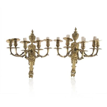Paire d'appliques à cinq bras de lumière...