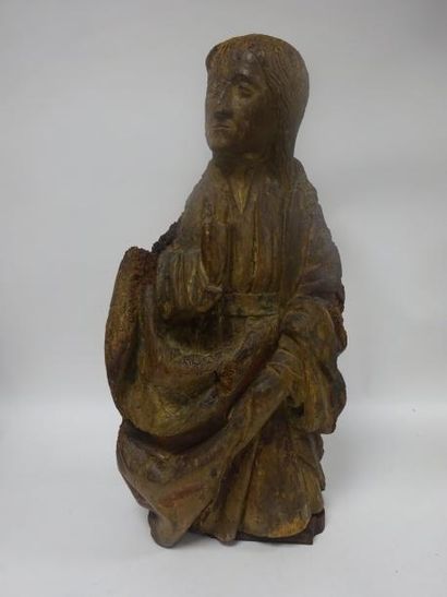 Femme tenant son drapé. 

Sculpture en bois...