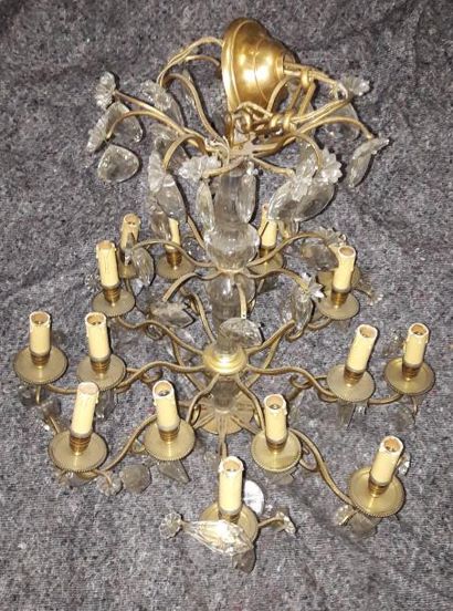 Lustre cage en laiton et pampilles de verres...