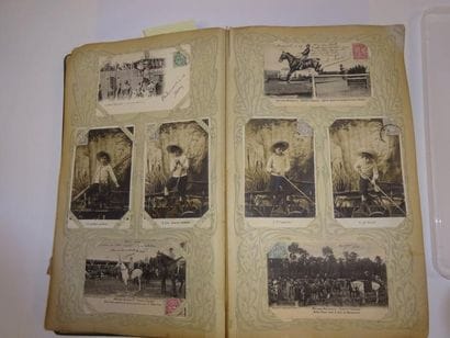 Album de cartes postales sur différents thèmes...