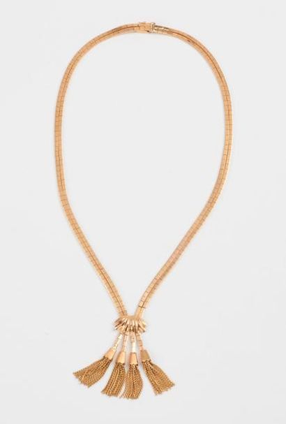 Collier en or jaune (750) à deux rangs de...