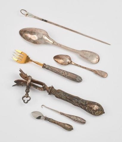 Lot d'argent (950) :
- petite cuillère, modèle...