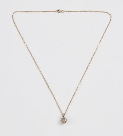 Chaine en or gris (750) à maille forçat et...