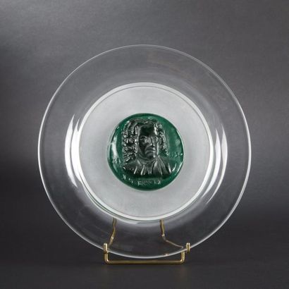 Raymond CORBIN (1907-2002) et DAUM Editeur


Assiette...