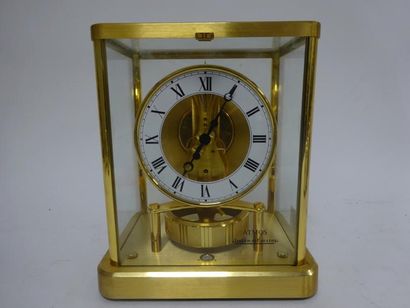JAEGER LECOULTRE, Atmos


Pendule modèle...