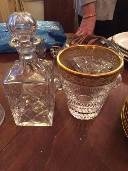 SAINT-LOUIS


Carafe et seau à glace en cristal...