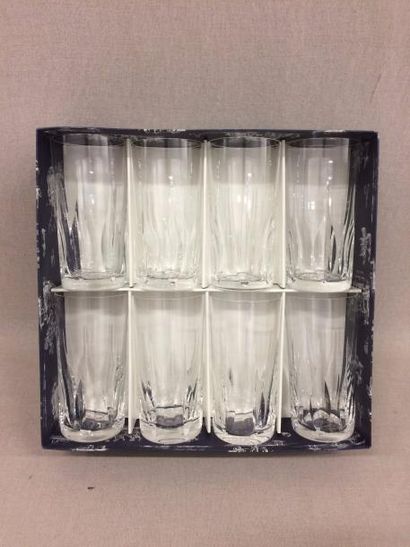 SAINT LOUIS


Lot de 8 verres à orangead...