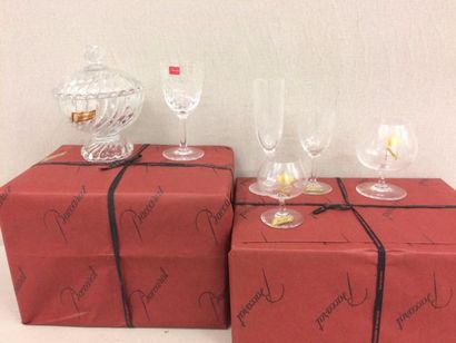 BACCARAT,
Service Paris comprenant : 

-...