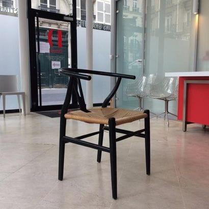 Hans J. wegner (1914-2007)


Chaise modèle...