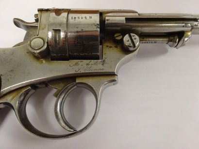 FRANCE

Manufacture d'Armes de Saint-Etienne.

Revolver...