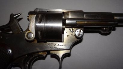 FRANCE.

Manufacture de Saint-Etienne.

Revolver...