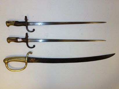 FRANCE

Deux baïonnettes modèle 1874.

Lames...