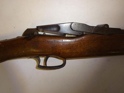 FRANCE

Carabine de salon.

Calibre 12 mm.

Système...