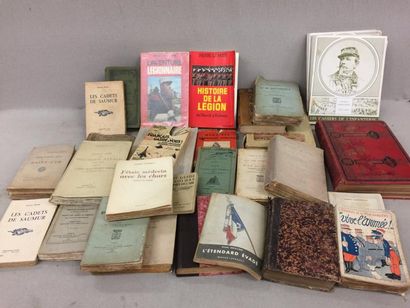 Ensemble de 31 livres sur le thème militaire:

Traité...