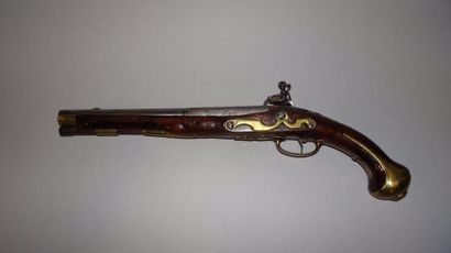 ALLEMAGNE.

Pistolet d’arçon à silex. Vers...