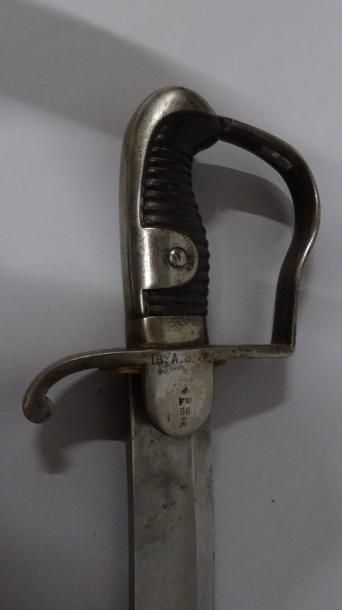 ALLEMAGNE.

Sabre. Modèle 1811. Année 1856.

Garde...