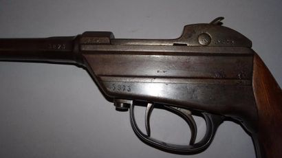 ALLEMAGNE.
Pistolet invention WERDER.
Platine...
