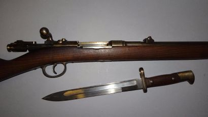 ALLEMAGNE.

Fusil de Garde-Frontières MAUSER....