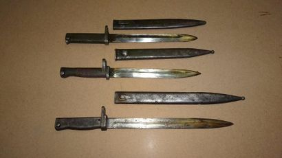 ALLEMAGNE

Trois baïonnettes MAUSER 1898...