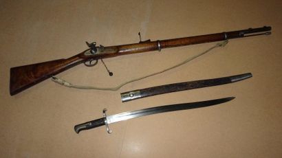 ANGLETERRE.

Fusil d'infanterie court. Modèle...