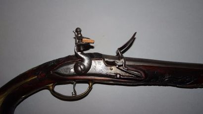 EUROPE DE L’EST. 

Pistolet d’Arçon à silex....