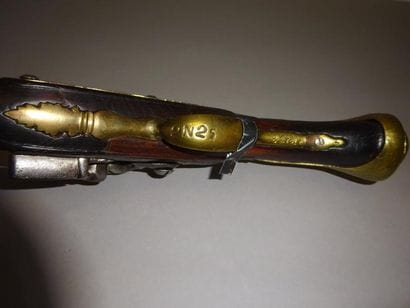 EUROPE DE L’EST. 

Pistolet d’Arçon à silex....
