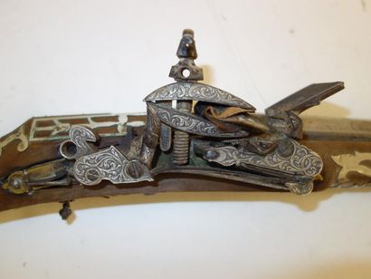 Mukalla ou fusil de fantasia.
Platine à la...