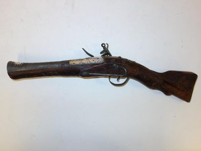 EMPIRE OTTOMAN

Pistolet à silex, de ceinture.

Canon...