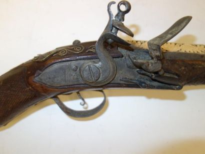 EMPIRE OTTOMAN

Pistolet à silex, de ceinture.

Canon...