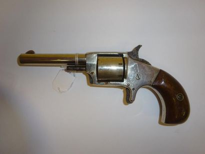 ETATS-UNIS

Revolver à percussion annulaire....