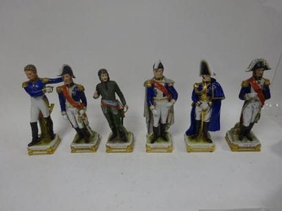 ALLEMAGNE

Six sujets en porcelaine polychrome...