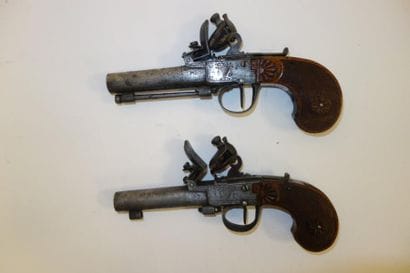 FRANCE
Paire de pistolets de gousset à silex,...