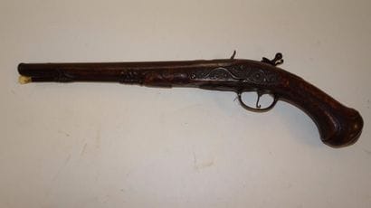 FRANCE

Pistolet d'arçon à silex.

Platine...