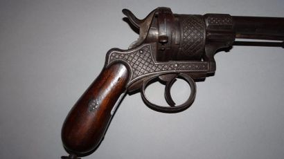FRANCE.

Lefaucheux à Paris.

Revolver à...