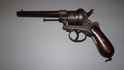 FRANCE.

Lefaucheux à Paris.

Revolver à...
