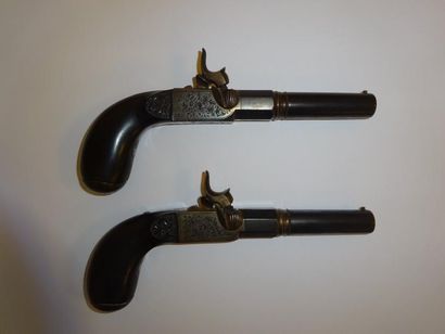FRANCE

Manufacture ROBERT.

Paire de pistolets...