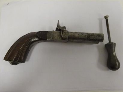 FRANCE

Pistolet à coffre à percussion à...