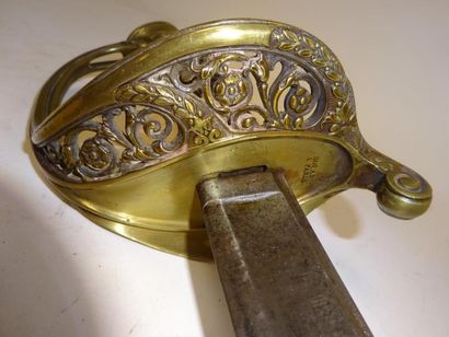 FRANCE

Châtellerault. 

Sabre de sous-officier...