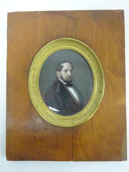 LECHENETIER 


Portrait d'homme, 1851. 

Miniature...
