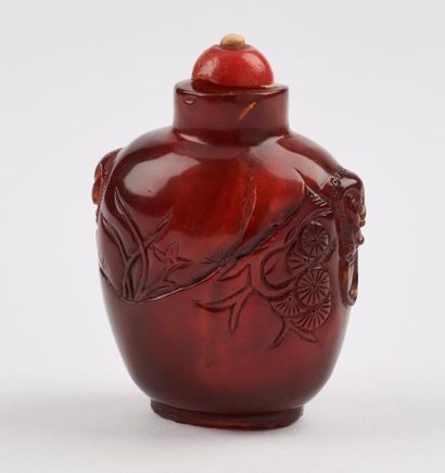 CHINE


Flacon tabatière en ambre à décor...