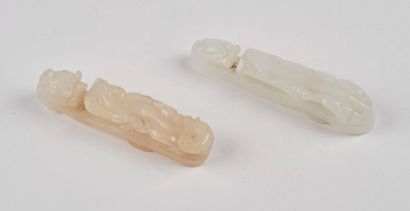 CHINE


Deux fibules en jade à décor de tête...