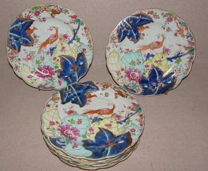 CHINE

Série de dix assiettes en porcelaine...